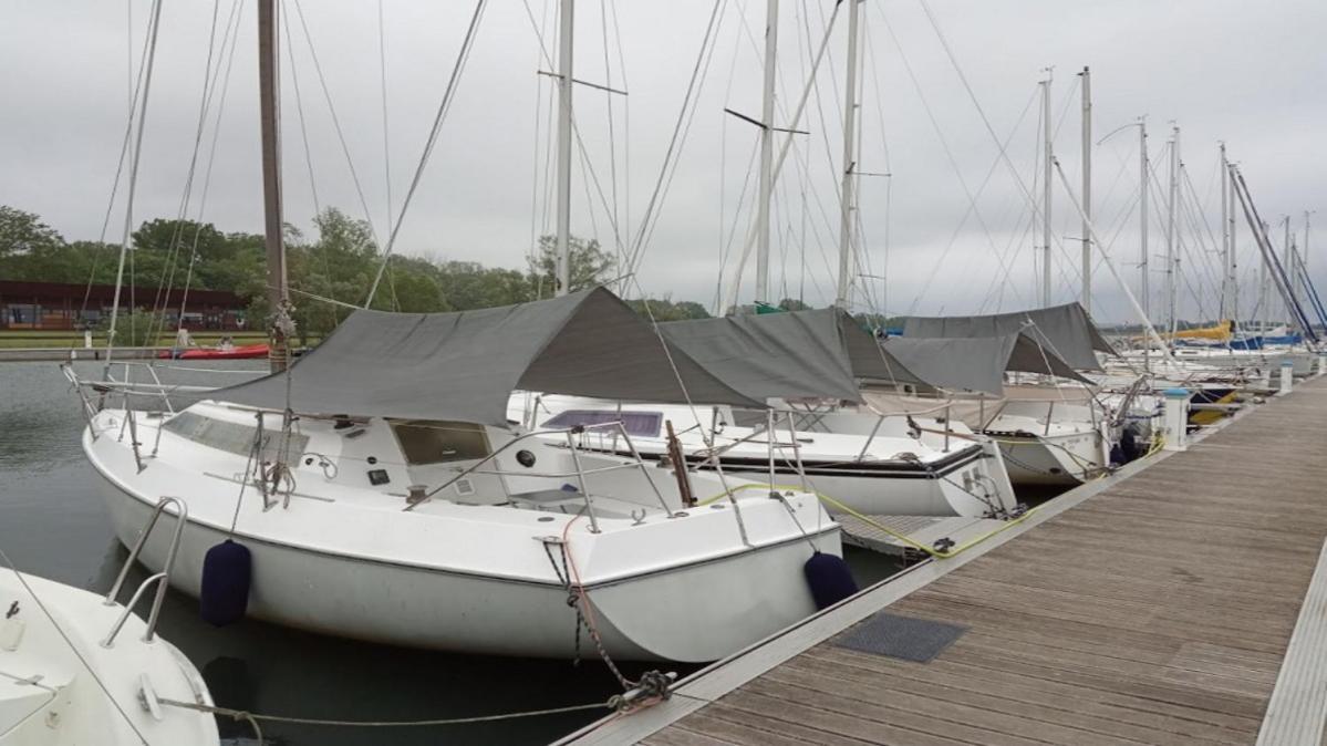 Hotel Nuit Sur Un Voilier Nonsard-Lamarche Exterior foto